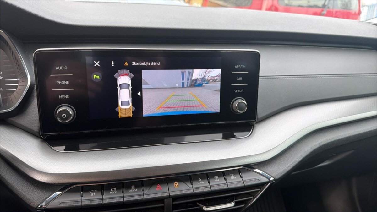 Škoda Octavia Sedan / Limuzína 1,5 l 110 kw