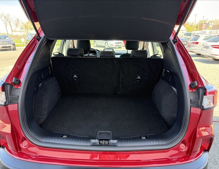 Ford Kuga Kombi 2,0 l 140 kw