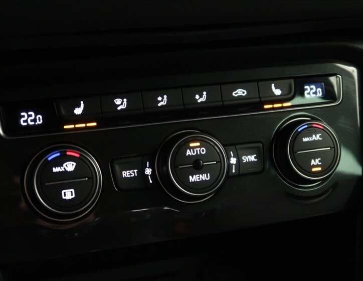 Volkswagen Tiguan SUV 2,0 l 140 kw