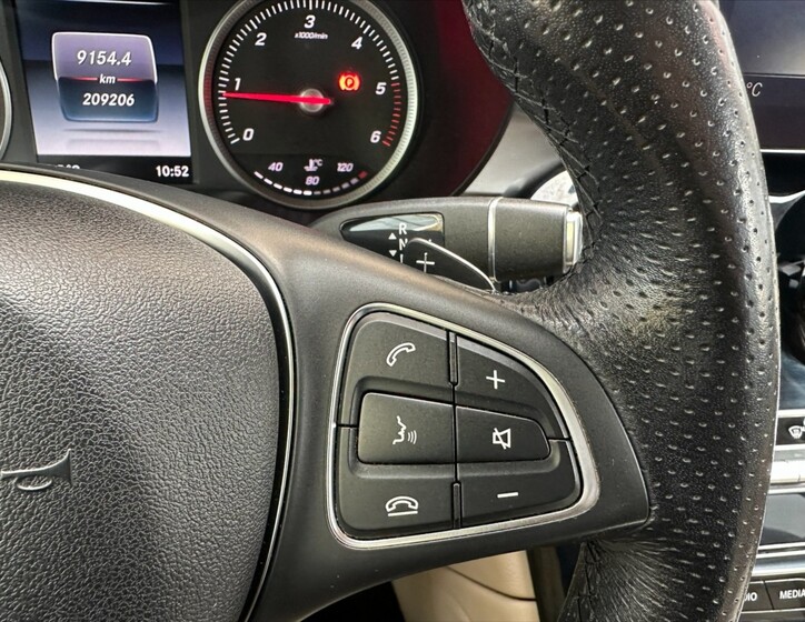 Mercedes-Benz GLC 26