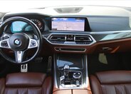 BMW X5 SUV / Terénní 4,4 l 390 kw