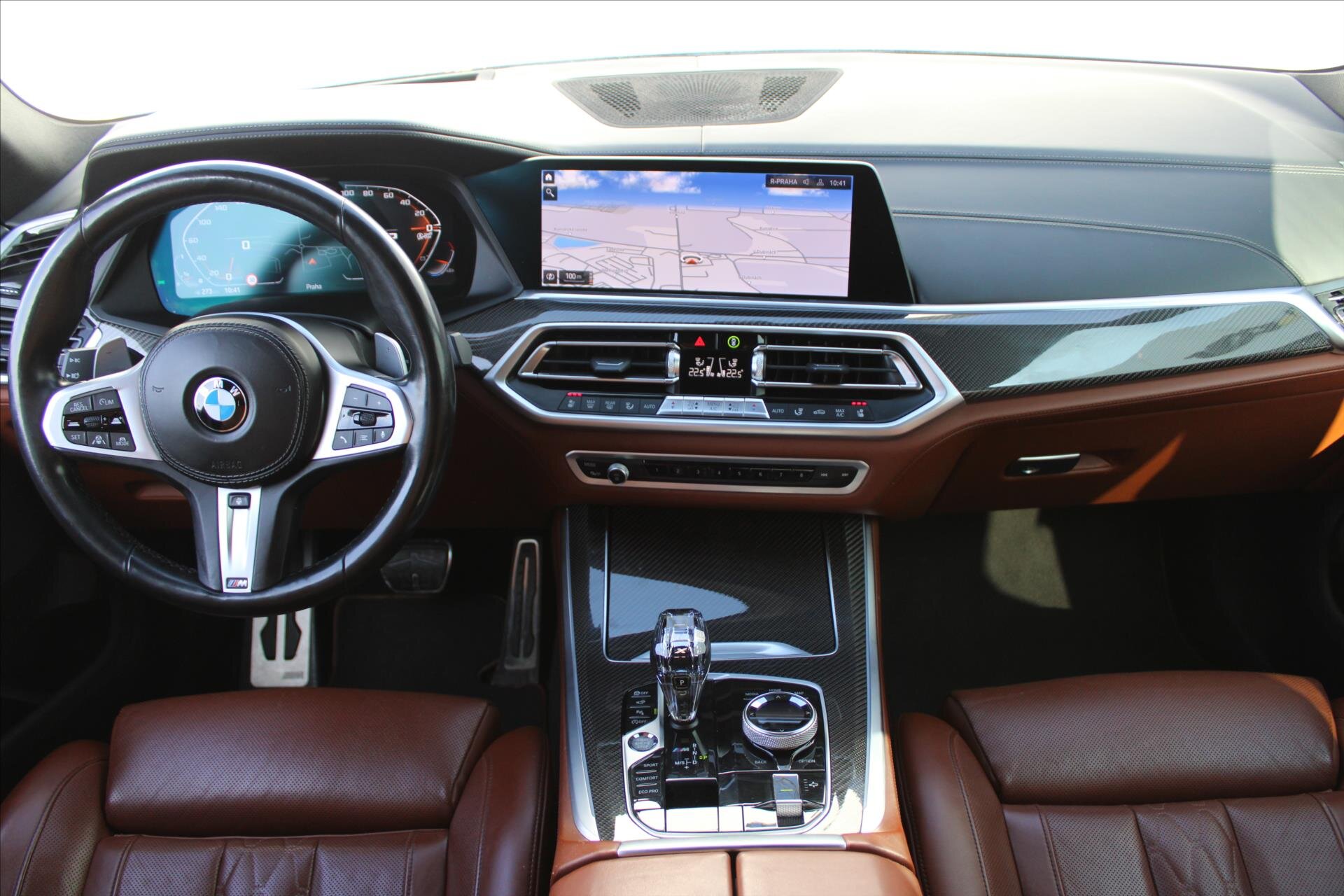 BMW X5 SUV / Terénní 4,4 l 390 kw