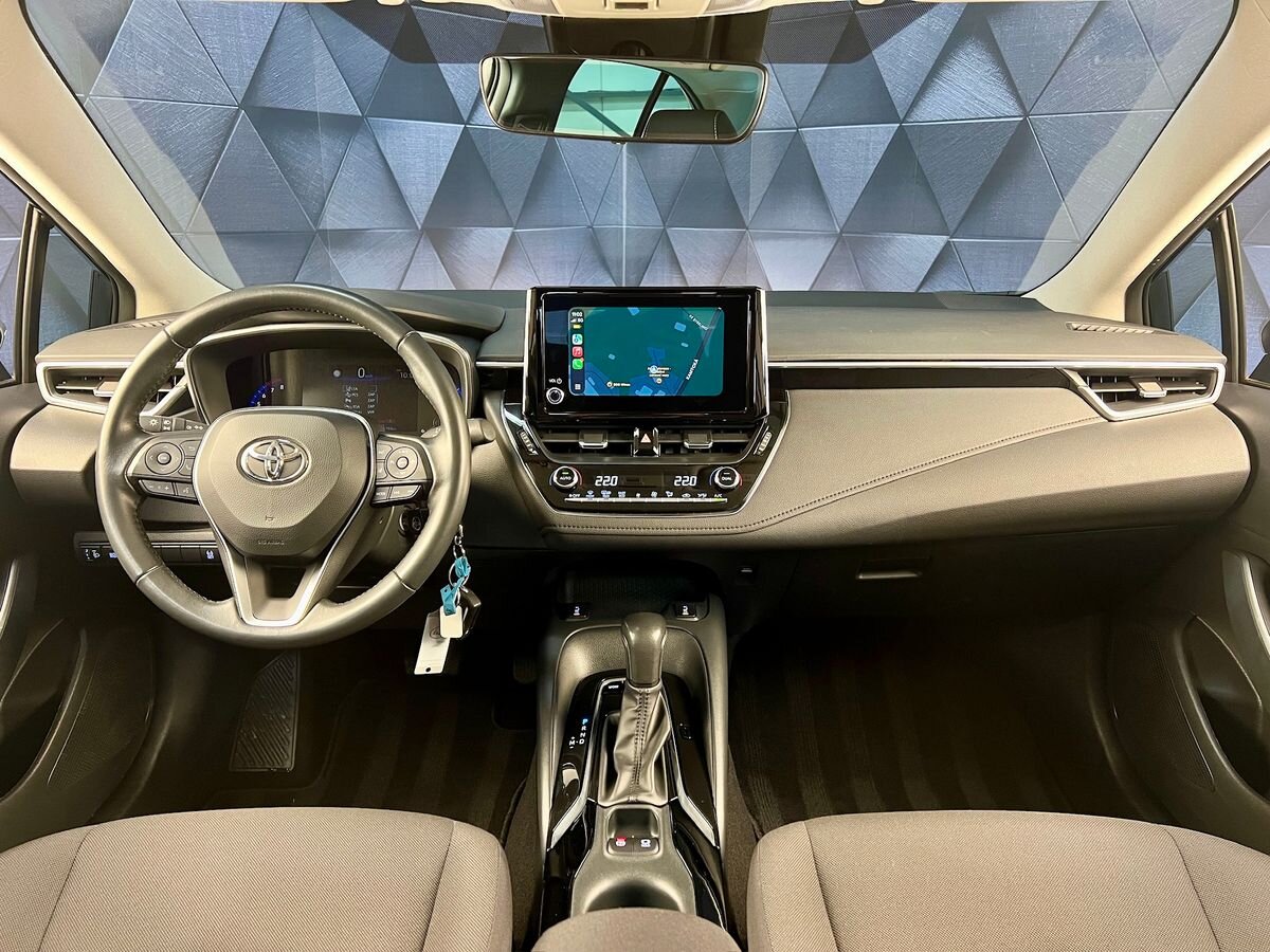 Toyota Corolla Sedan 1,5 l 92 kw