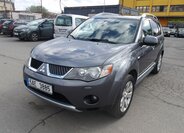 Mitsubishi Outlander SUV / Terénní 2,4 l 125 kw