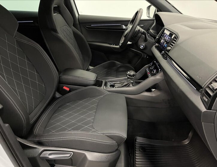 Škoda Karoq SUV 1,5 l 110 kw