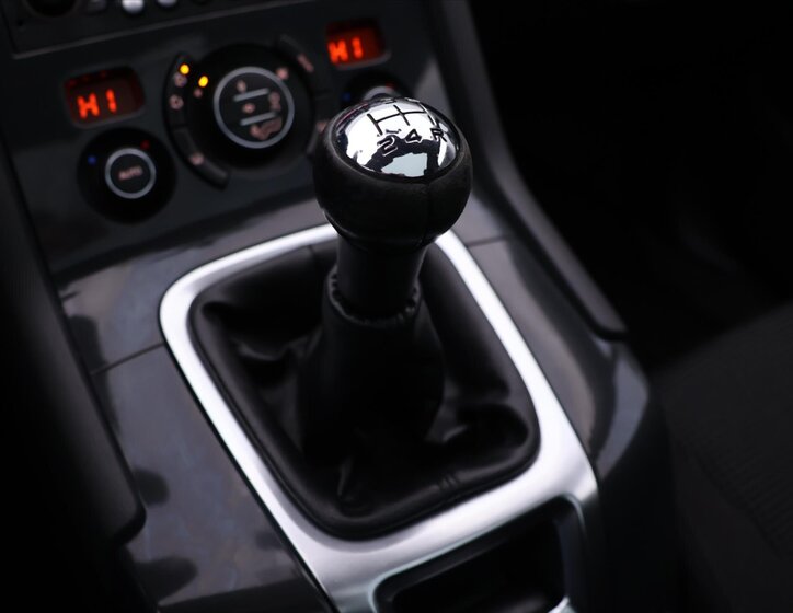 Peugeot 5008 MPV 1,6 l 88 kw