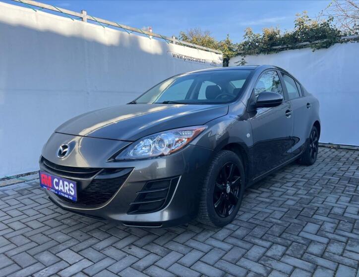 Mazda 3 1