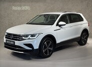 Volkswagen Tiguan 1