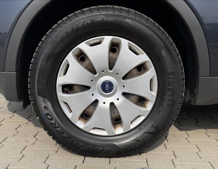 Ford Kuga SUV / Terénní 2,0 l 100 kw