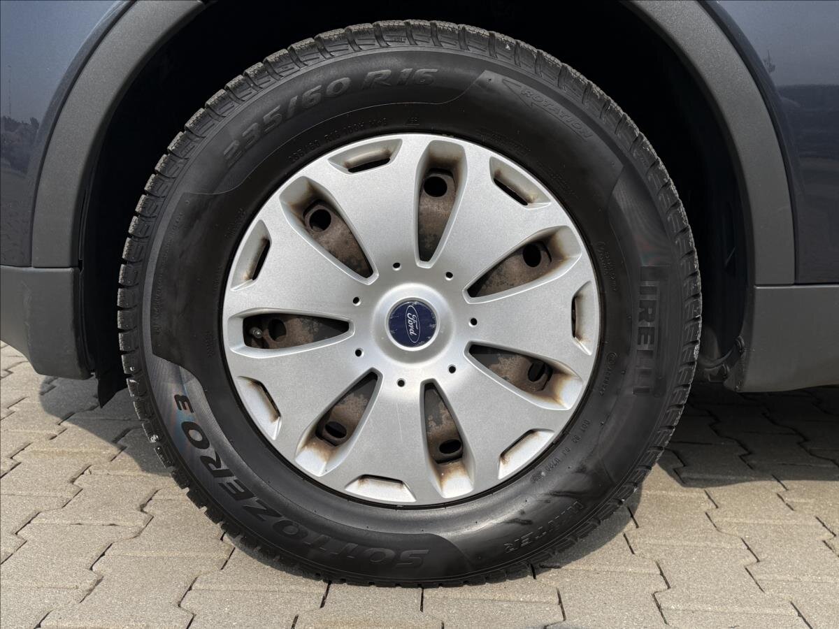 Ford Kuga SUV / Terénní 2,0 l 100 kw