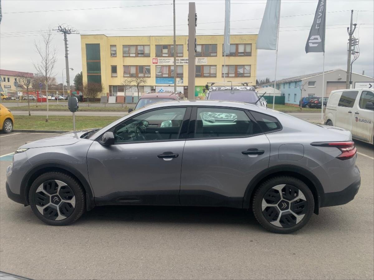 Citroën C4 X Sedan / Limuzína 1,2 l 74 kw