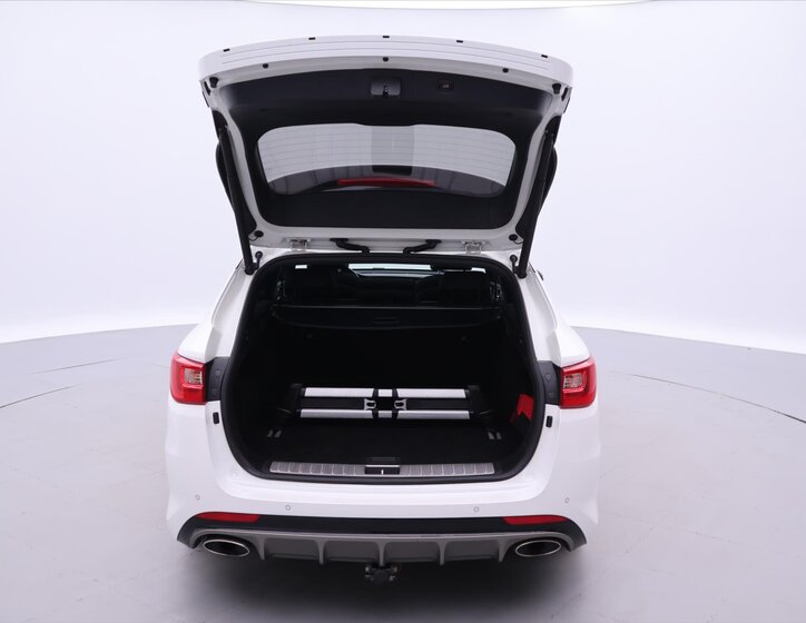 KIA Optima Kombi 2,0 l 175 kw