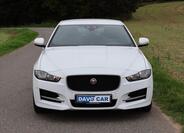 Jaguar XE 2