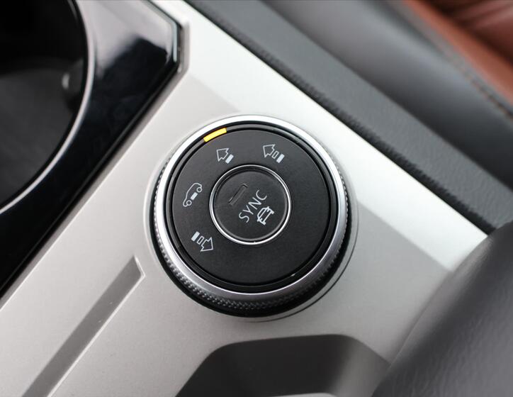 Volkswagen Touareg 31