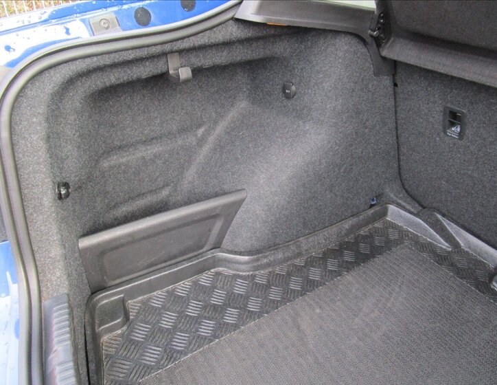 Škoda Rapid Sedan 999,0 81 kw