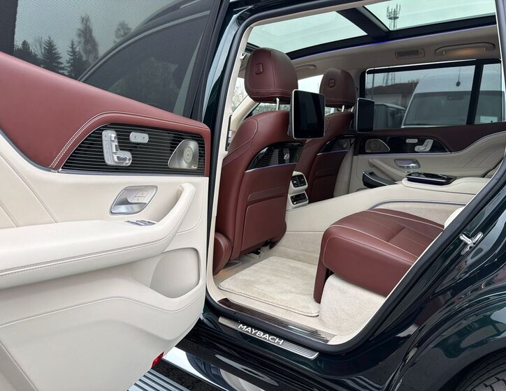 Mercedes-Benz GLS SUV / Terénní 4,0 l 410 kw