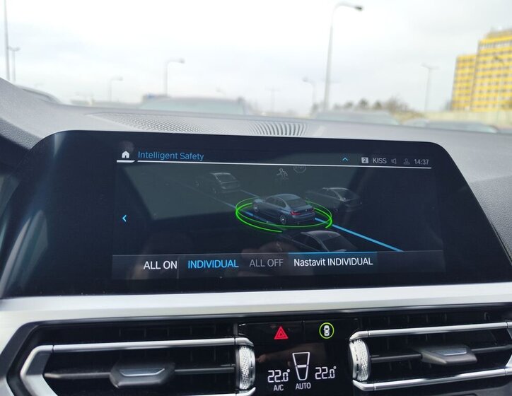 BMW Řada 3 Sedan / Limuzína 2,0 l 215 kw