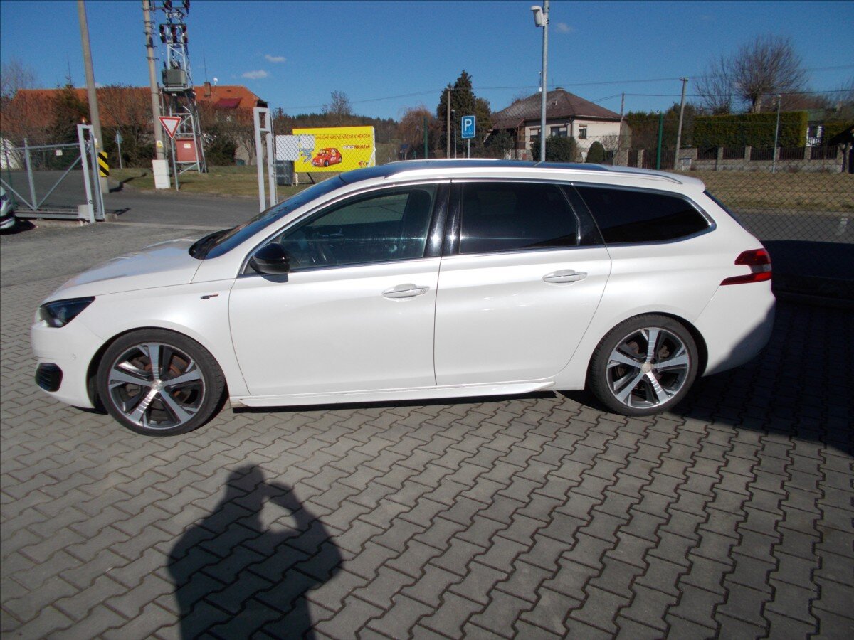 Peugeot 308 Kombi 2,0 l 133 kw