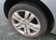 Peugeot 5008 MPV 2,0 l 120 kw