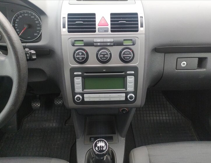 Volkswagen Touran Kombi 1,9 l 77 kw