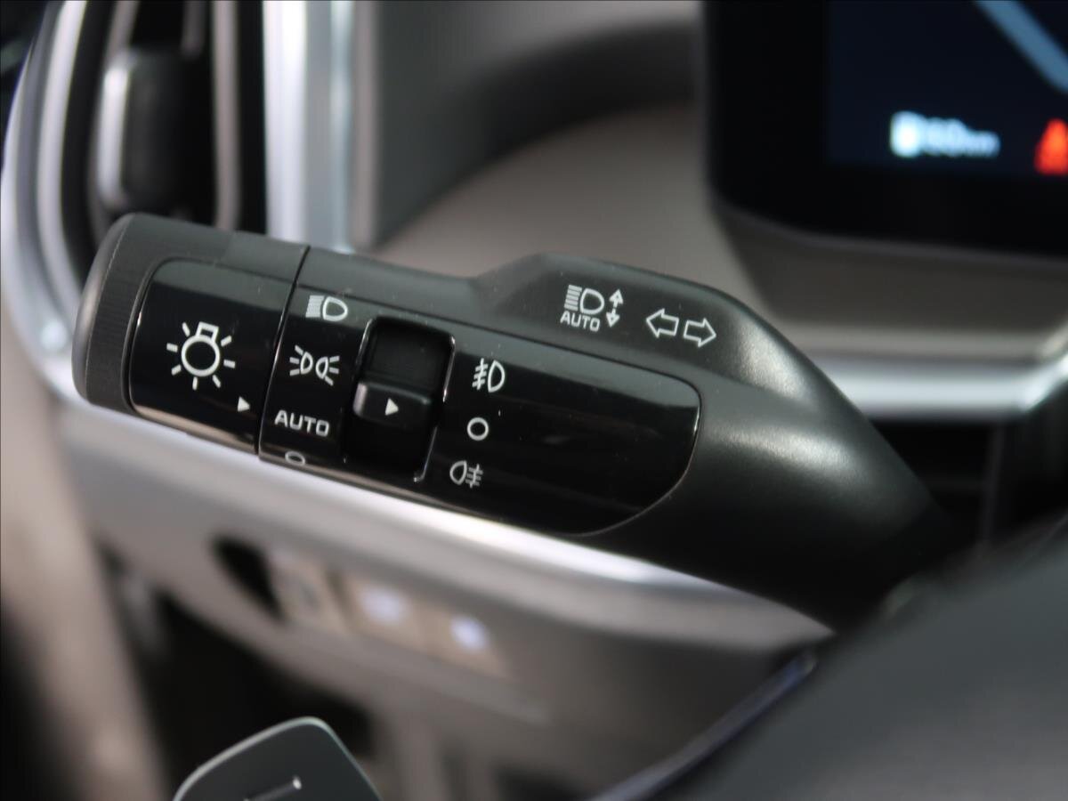 KIA Sorento SUV / Terénní 2,2 l 142 kw