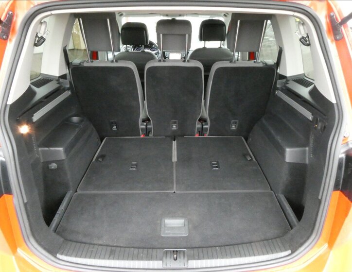 Volkswagen Touran 18