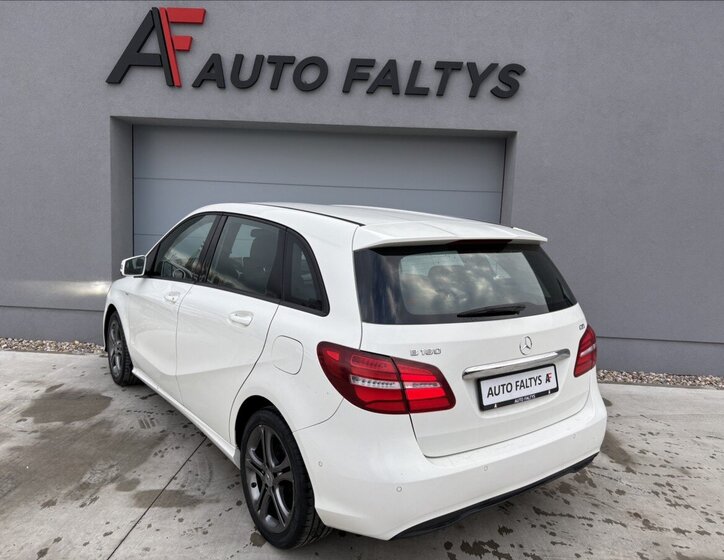 Mercedes-Benz Třídy B Kombi 1,5 l 80 kw