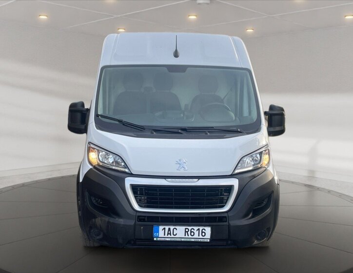 Peugeot Boxer Skříň 2,2 l 121 kw