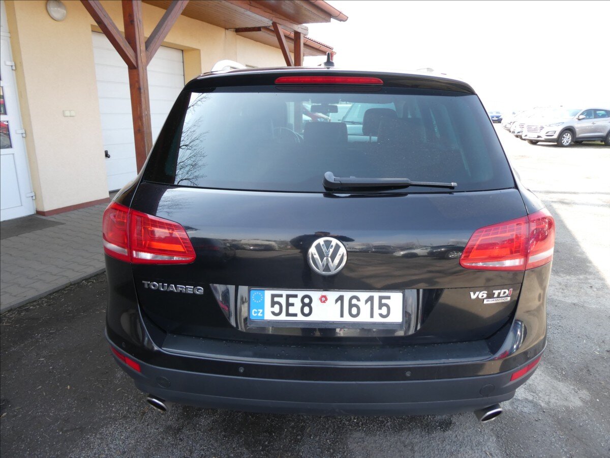 Volkswagen Touareg SUV / Terénní 3,0 l 180 kw