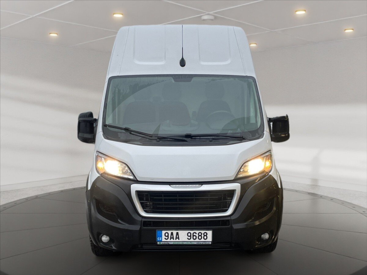 Peugeot Boxer Skříň 2,2 l 121 kw