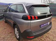 Peugeot 5008 MPV 1,5 l 96 kw