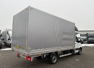 Mercedes-Benz Sprinter 4