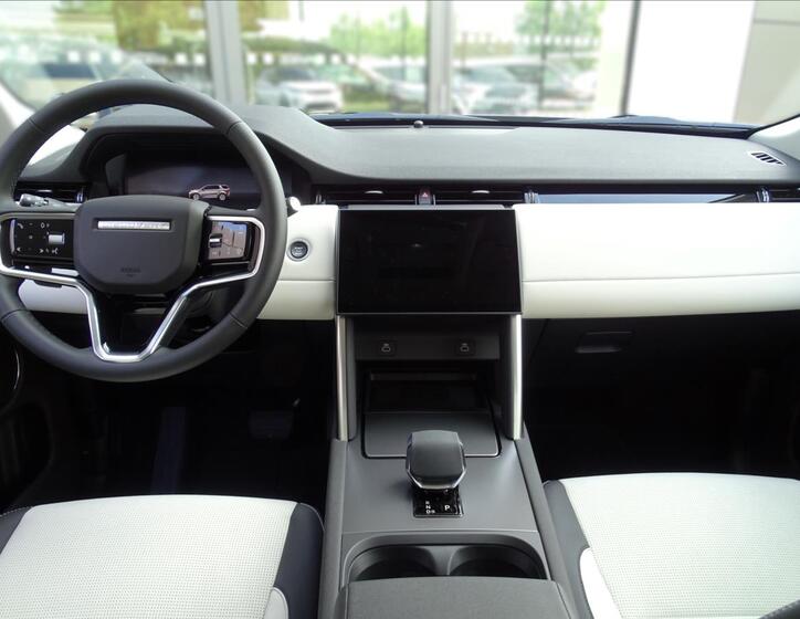 Land Rover Discovery Sport 10