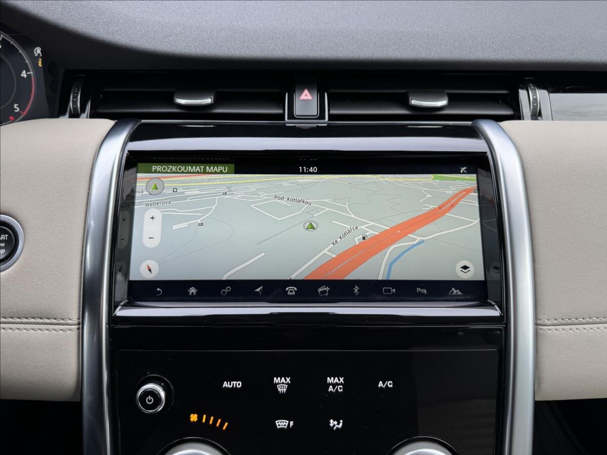 Land Rover Discovery Sport SUV 2,0 l 110 kw