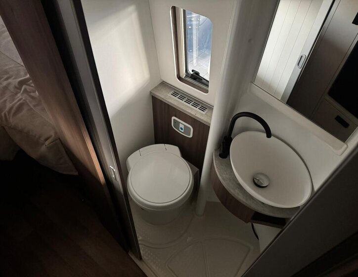 Mercedes-Benz Sprinter 22