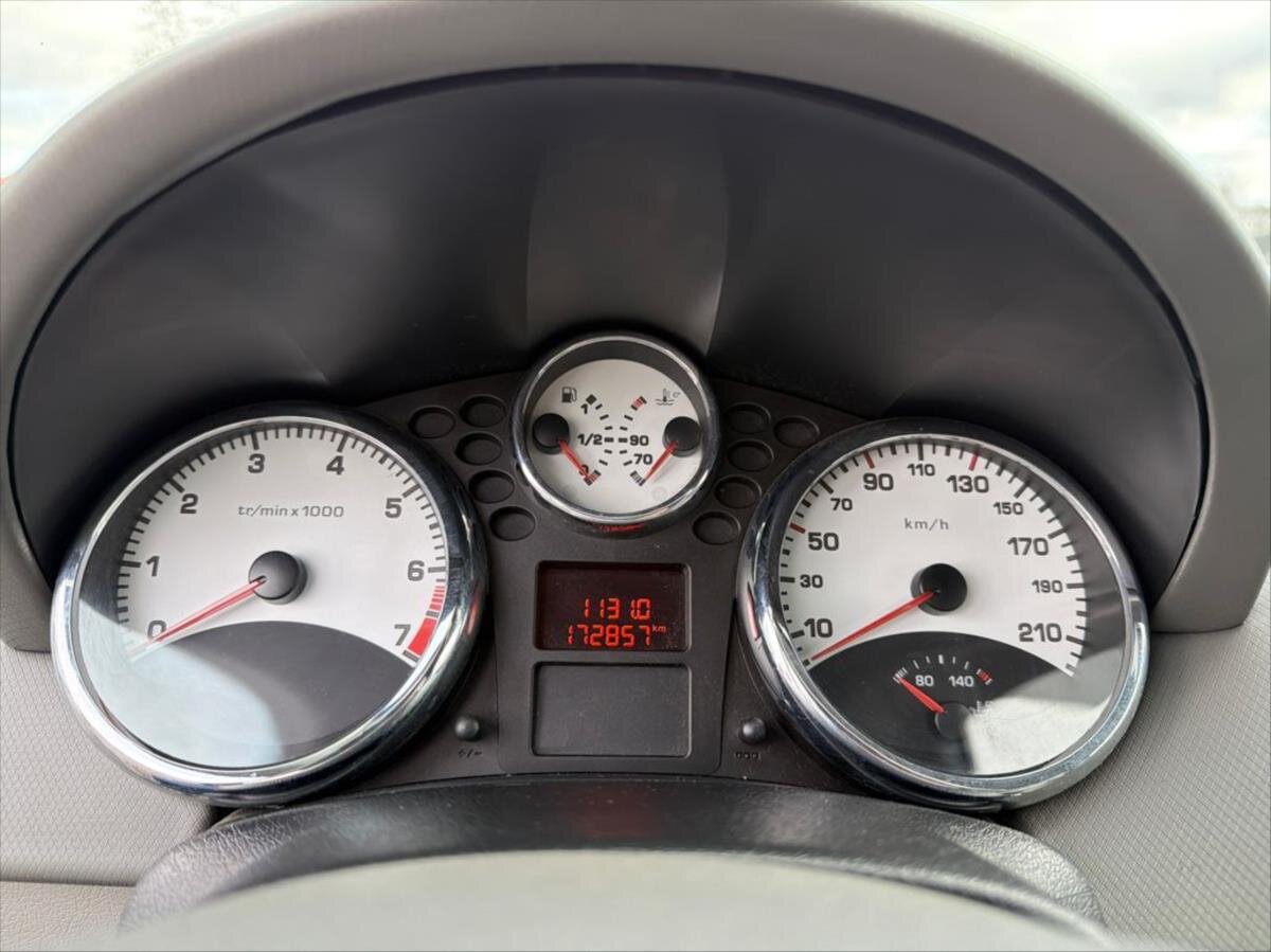 Peugeot 207 Hatchback 1,6 l 110 kw