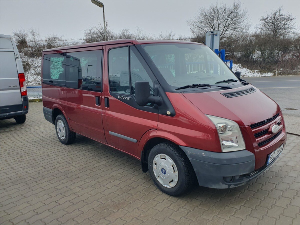 Ford Transit Kombi 2,2 l 81 kw