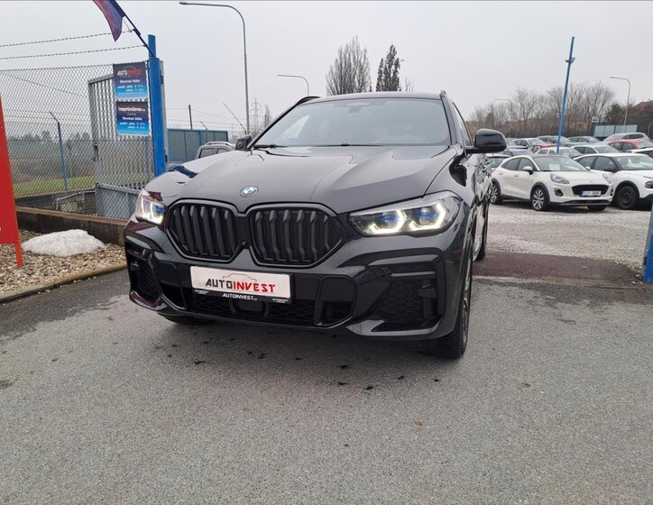 BMW X6 SUV 3,0 l 210 kw