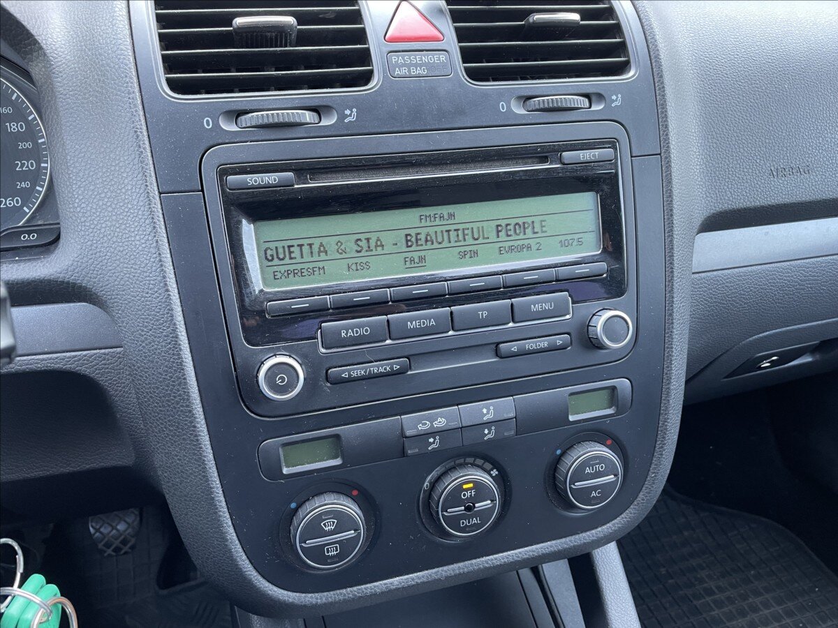 Volkswagen Jetta Sedan / Limuzína 1,9 l 77 kw