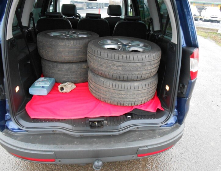 Ford Galaxy Kombi 2,0 l 103 kw