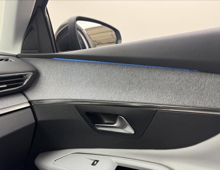 Peugeot 3008 SUV / Terénní 1,2 l 96 kw