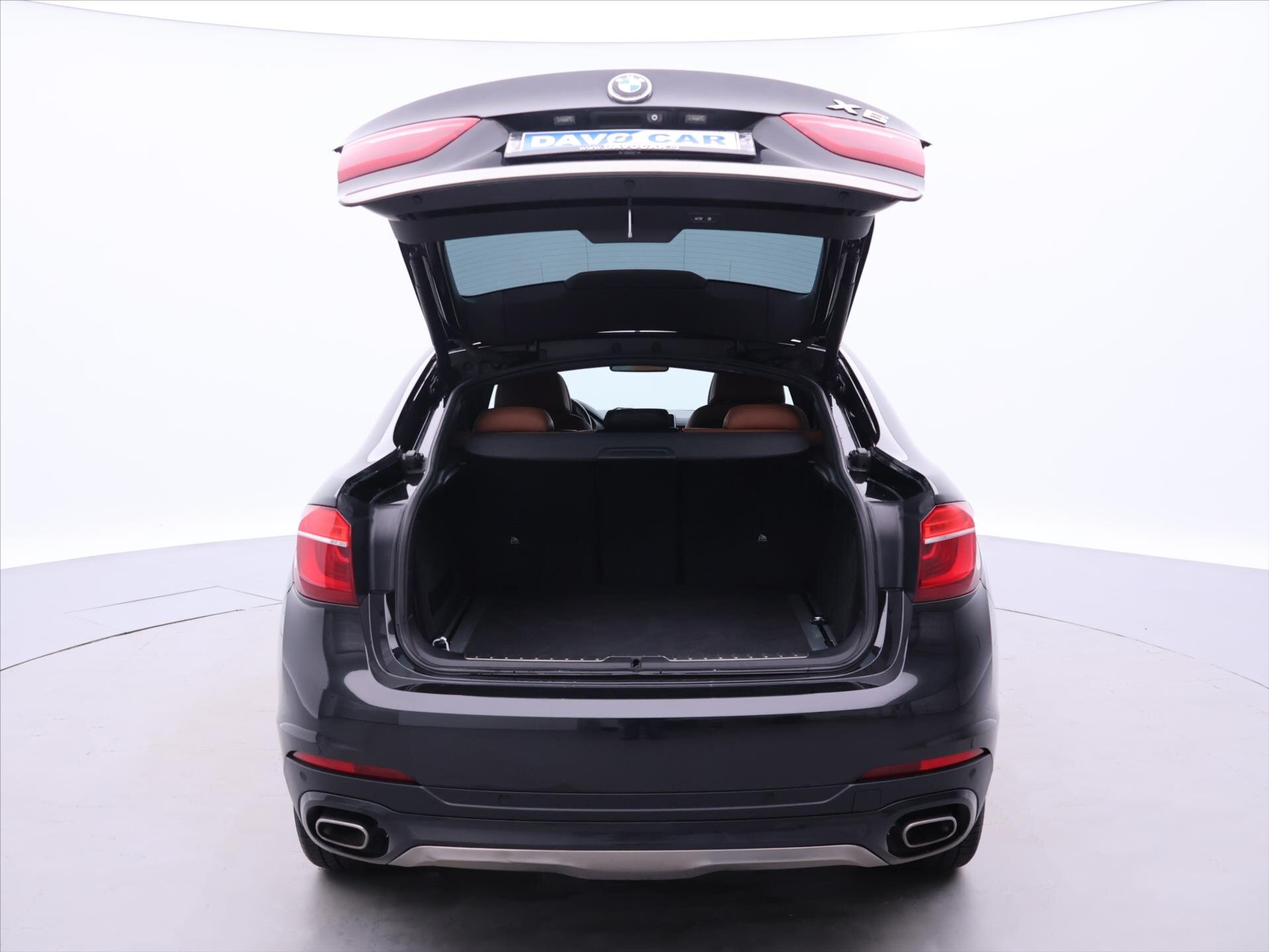 BMW X6 SUV / Terénní 3,0 l 230 kw