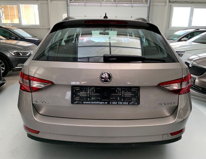 Škoda Superb 5