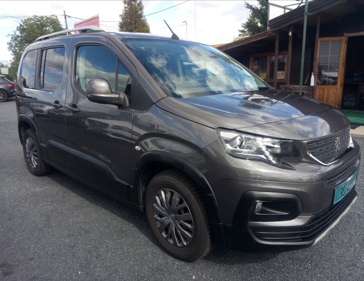 Peugeot Rifter 3