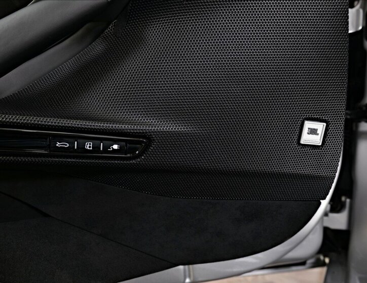 Ferrari SF90 Kabriolet 4,0 l 735 kw