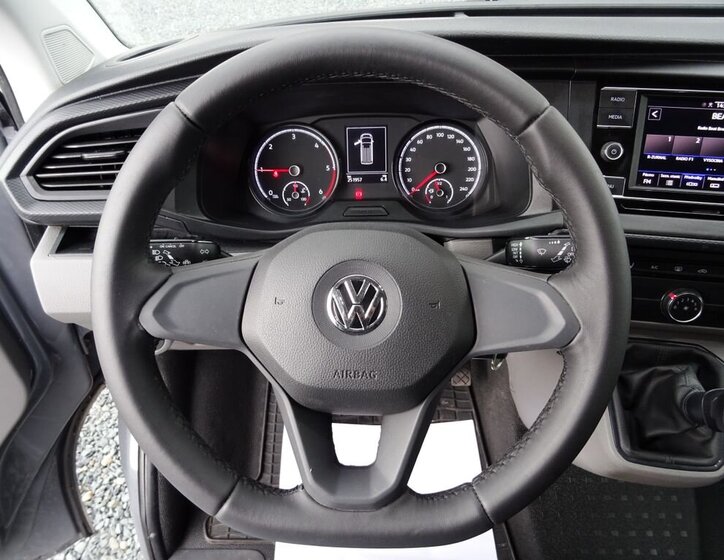 Volkswagen Transporter Skříň 2,0 l 110 kw