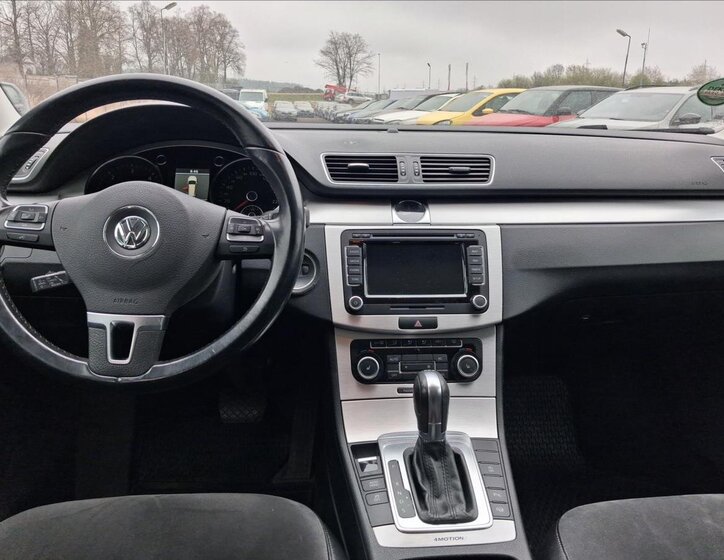 Volkswagen Passat Kombi 2,0 l 125 kw