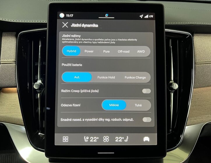 Volvo XC90 SUV / Terénní 2,0 l 335 kw