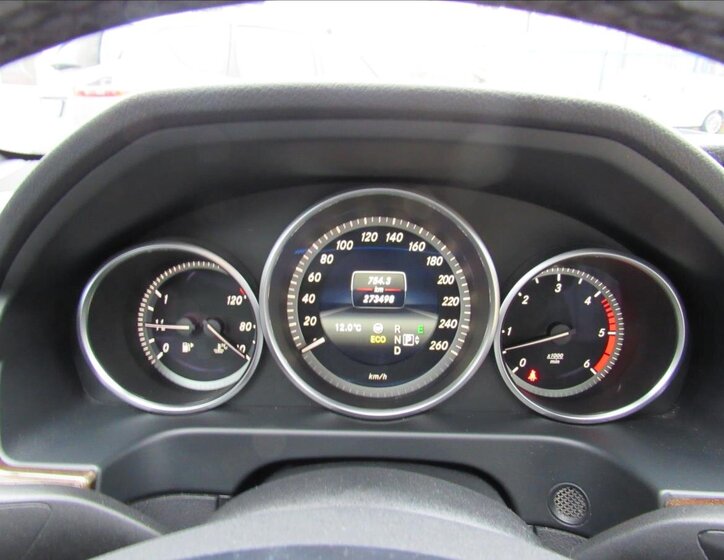 Mercedes-Benz Třídy E 14