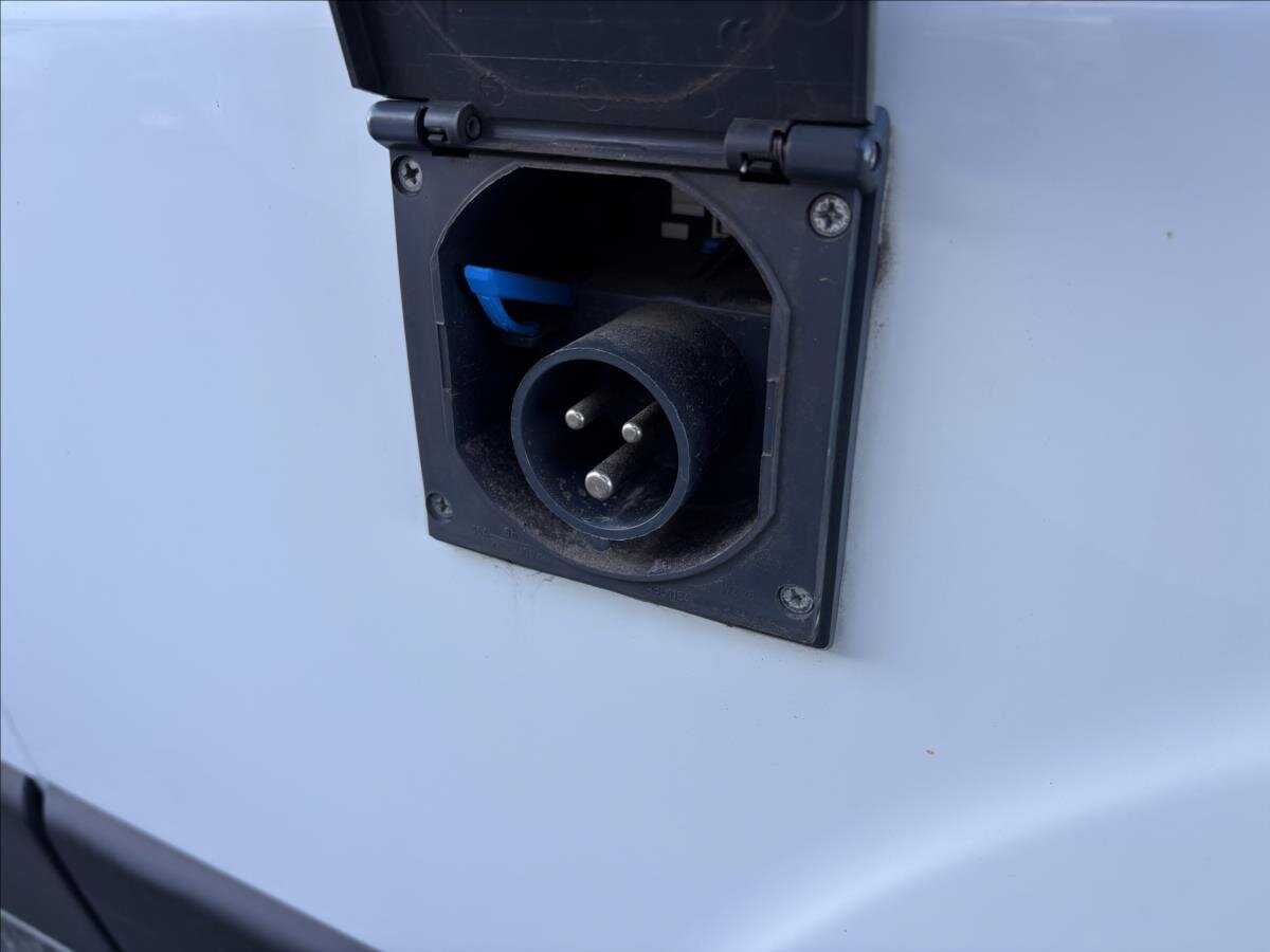 Peugeot Boxer Skříň 2,2 l 103 kw